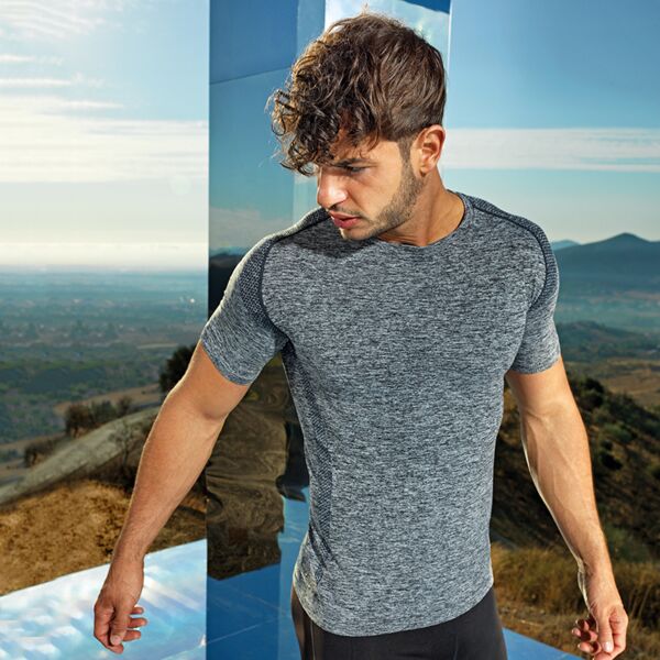 Seamless '3D fit' multi-sport performance short sleeve top Thumbnail